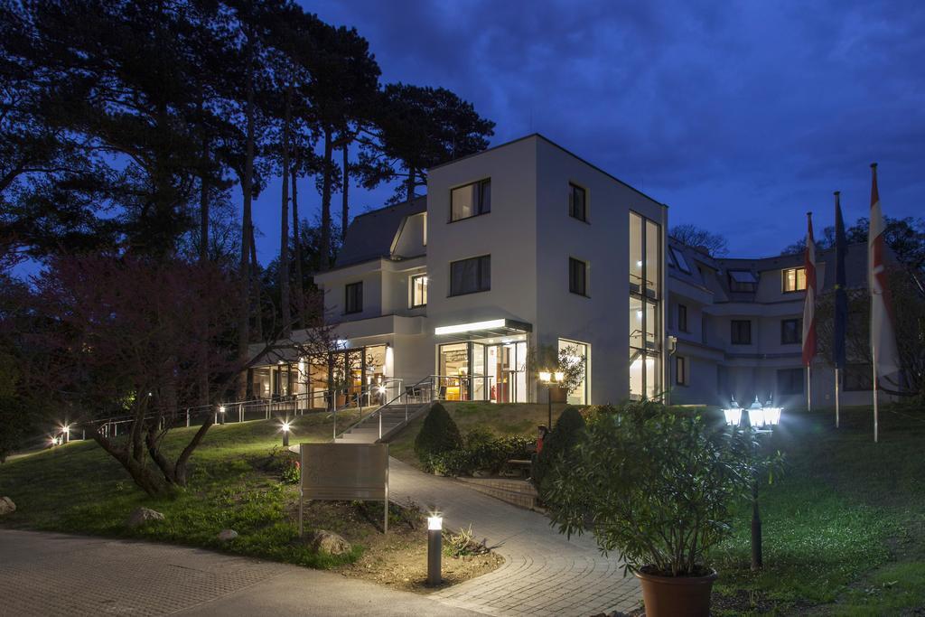 Seminarhotel Springer Schloessl Vienna Exterior photo