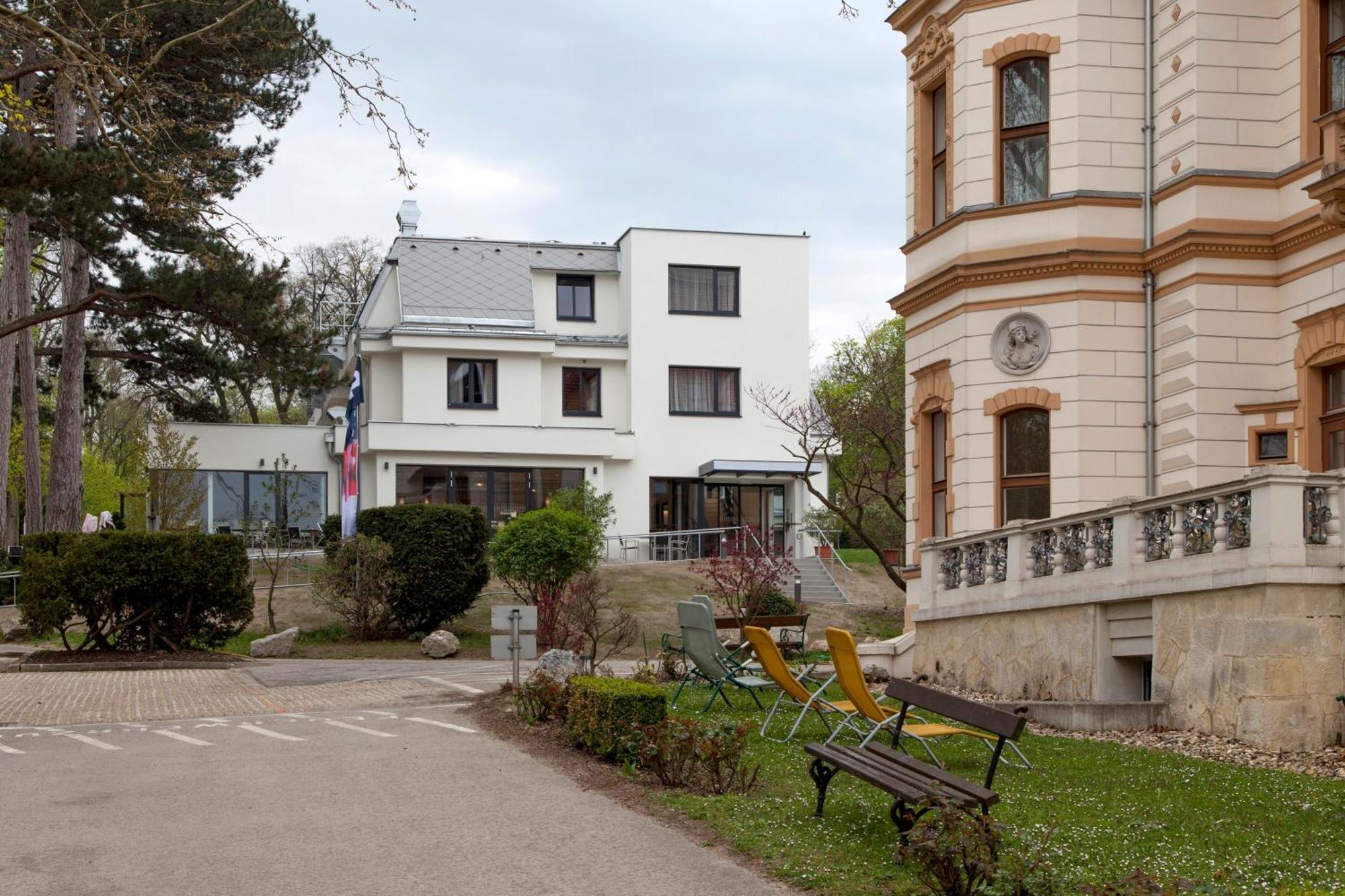 Seminarhotel Springer Schloessl Vienna Exterior photo