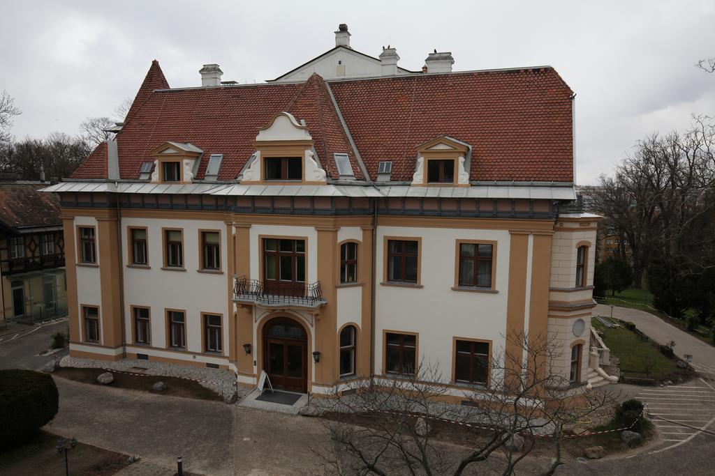 Seminarhotel Springer Schloessl Vienna Exterior photo